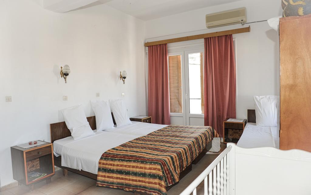 Hotel Karpathos Zimmer foto